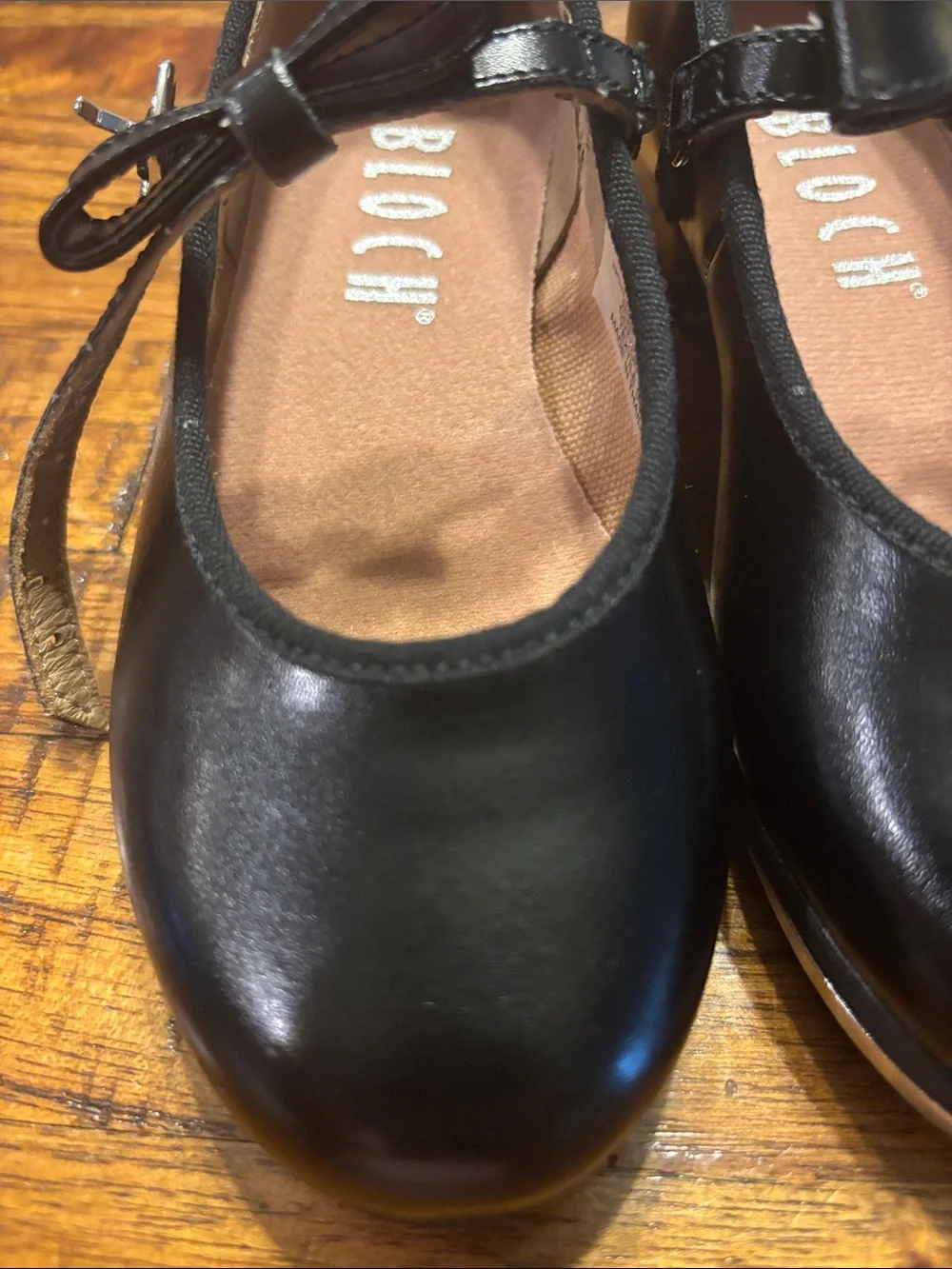 Bloch Girls Black Patent Mary Jane with Bow Strap